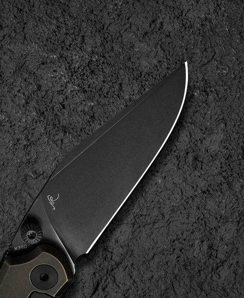 Bestech Icarus BT2302B M390 Blade Titanium Handle Frame Lock Folding Knife