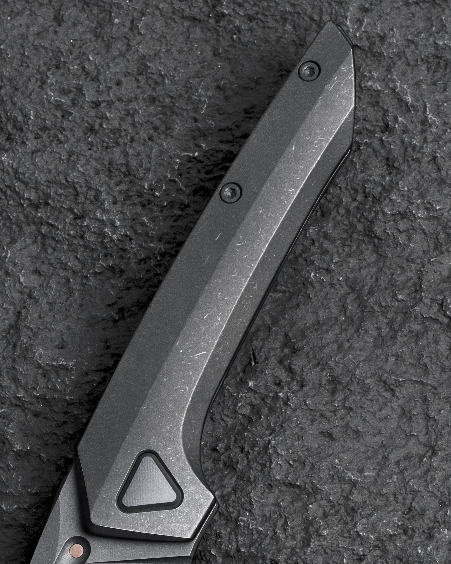 Bestech VK-NAVI BT2404B MagnaCut Blade Titanium Handle Frame Lock Folding Knife