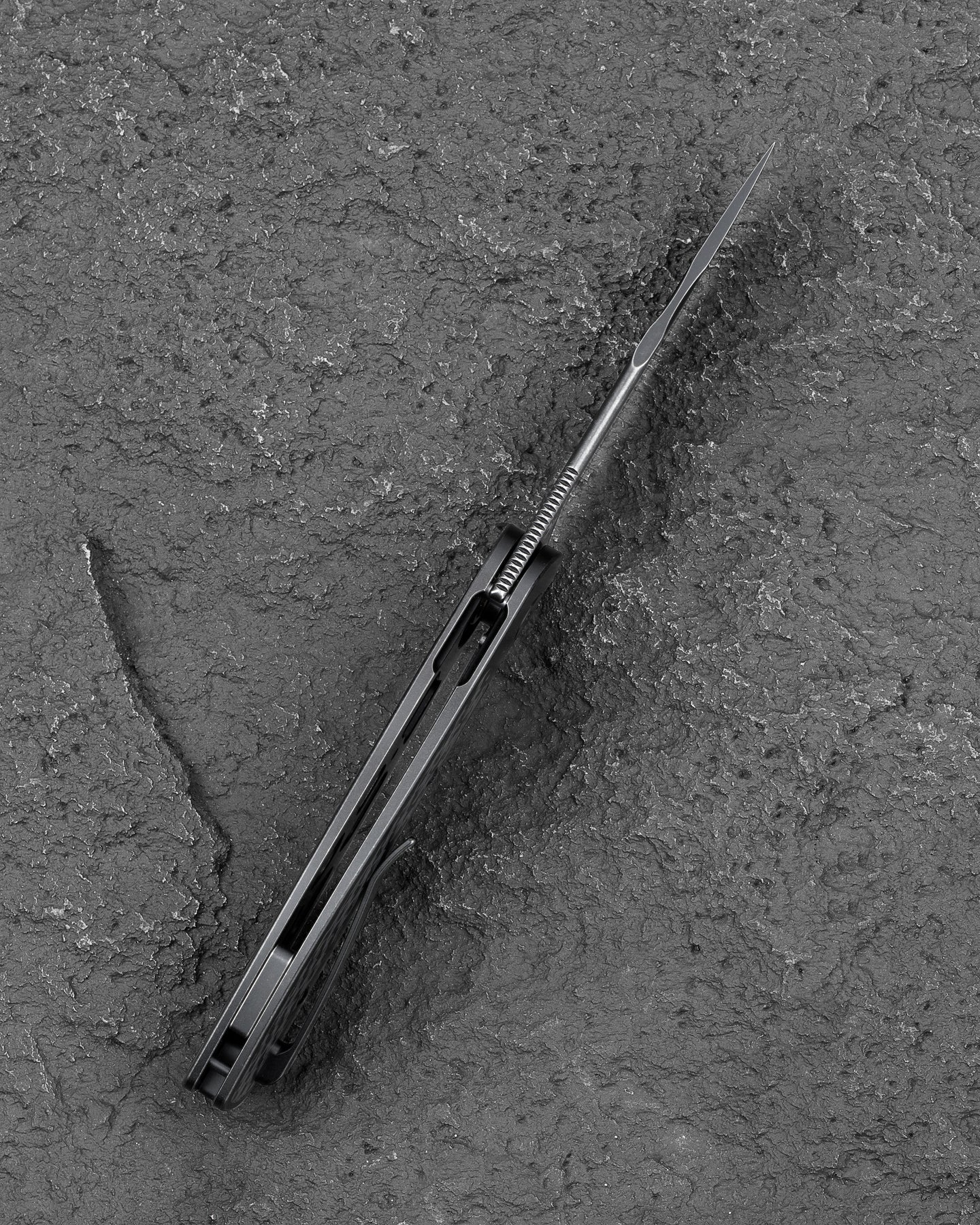 Bestech Vestige BT2411D MagnaCut Blade Titanium+Carbon Fiber Handle Frame Lock Folding Knife