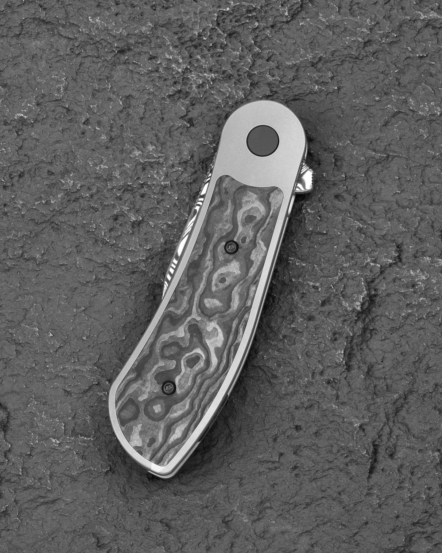 Bestech Vestige BT2411E Damascus Blade Titanium+Carbon Fiber Handle Frame Lock Folding Knife