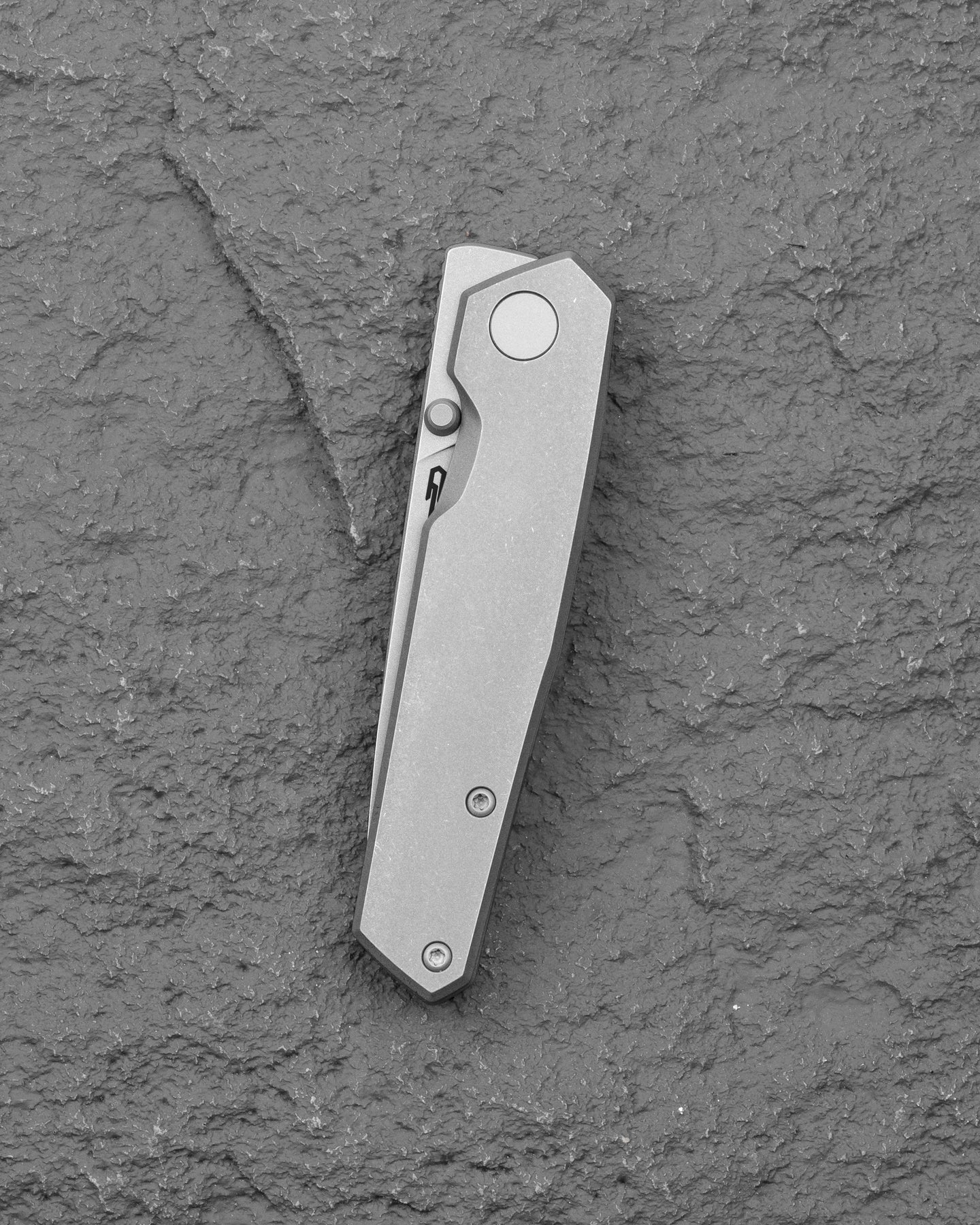 Bestech VK-KUZE BT2504B MagnaCut Blade Titanium Handle Frame Lock Folding Knife