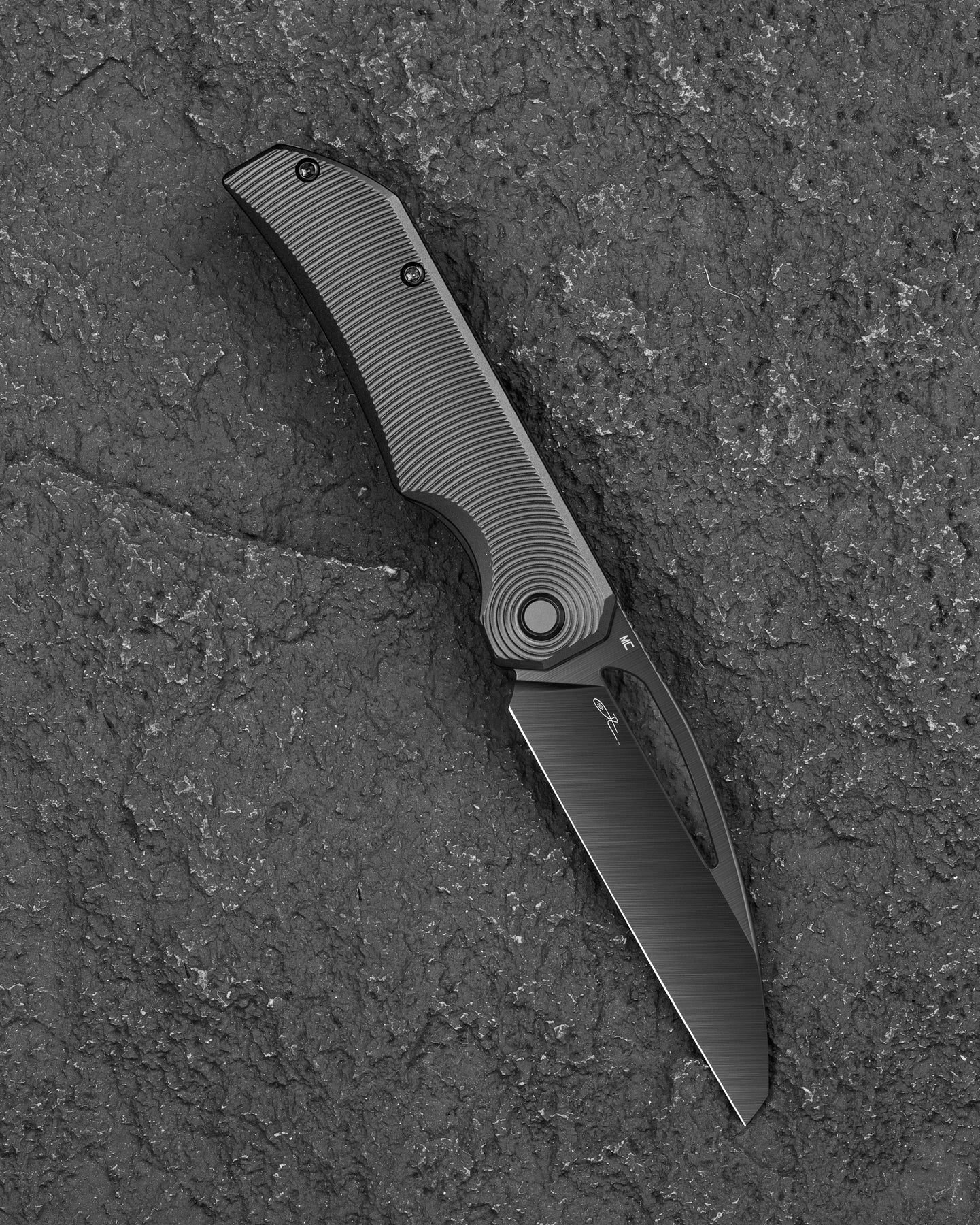 Navaja plegable Bestech Mini Taipan BT2603E-L con hoja MagnaCut y mango de titanio con bloqueo de armazón
