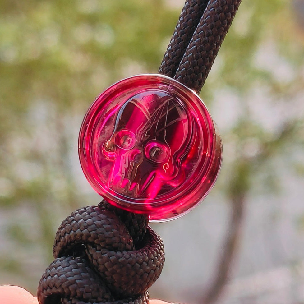 SnakeSword Resin Lanyard Beads Claret Color Resin Skull Knives EDC Beads 3 PCS