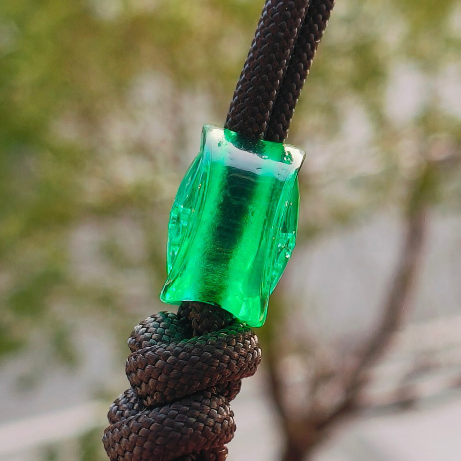 SnakeSword Resin Lanyard Beads Transparent Green Resin Skull Knife EDC Pendant 3 PCS