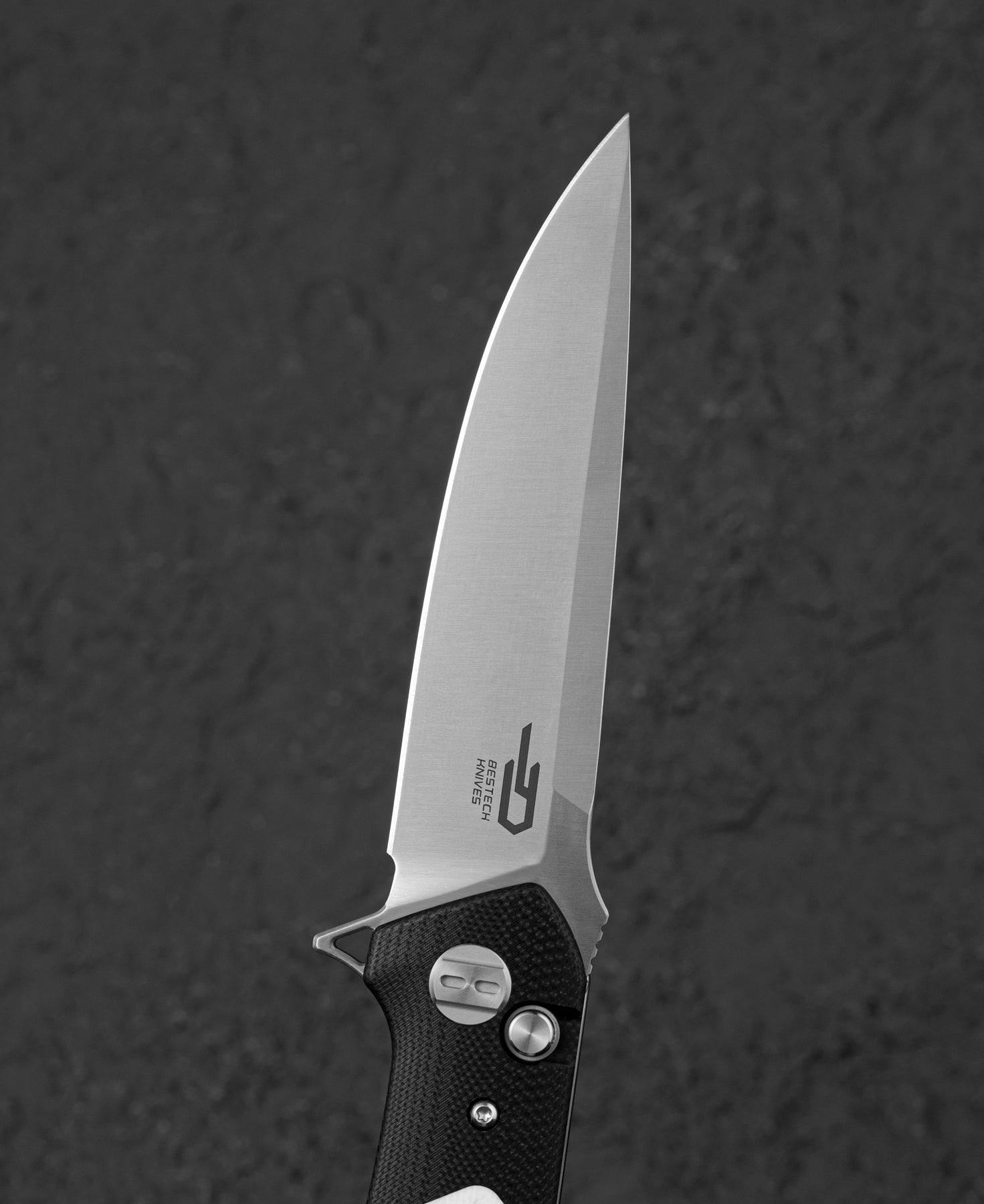 Bestech Swordfish BG62B 14C28N Blade G10 Handle Liner Lock Folding Knife